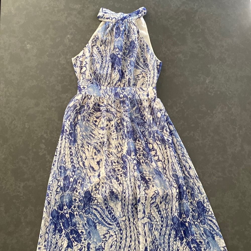 Gorgeous Sleeveless Open-Backed Maxi Dress